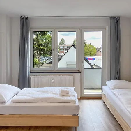 T&k Near Messe Fair Trade Duesseldorf Und Airport 1a