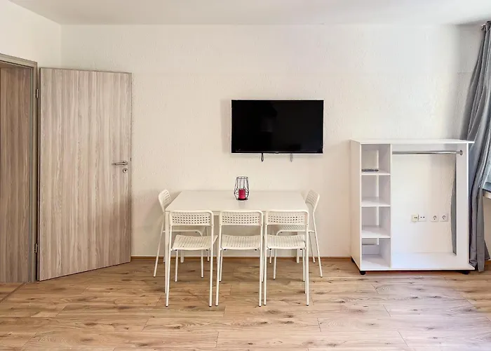 T&k Near Messe Fair Trade Düsseldorf Und Airport 1a Apartment Duisburg